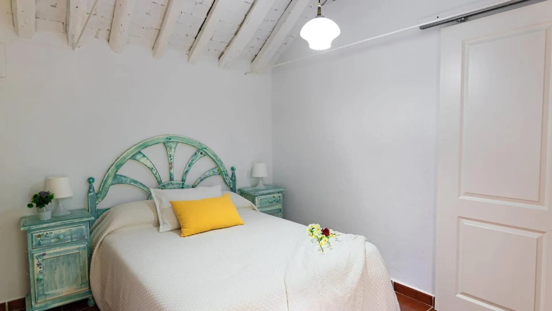 Country house La Fuente De El Nacimiento Guest House Benamahoma Spain